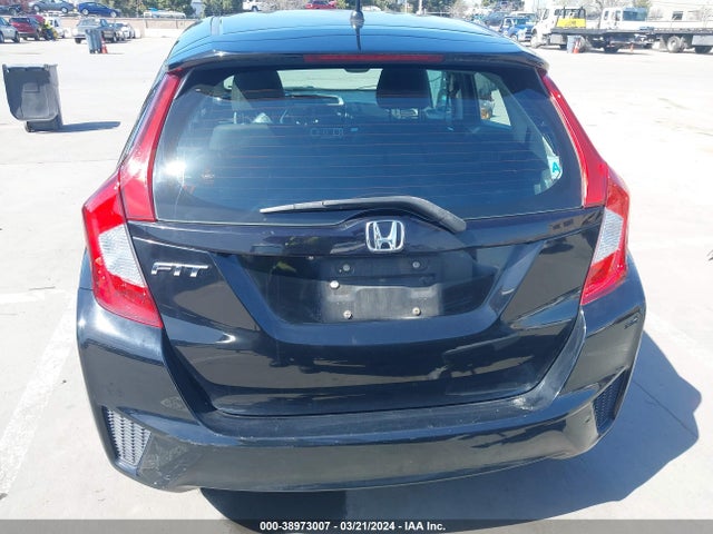 Honda FIT LX 2015 3HGGK5H55FM715384 Image 17