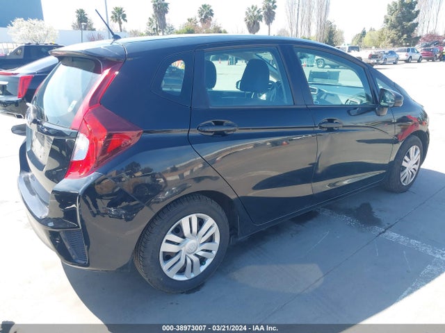Honda FIT LX 2015 3HGGK5H55FM715384 Image 4