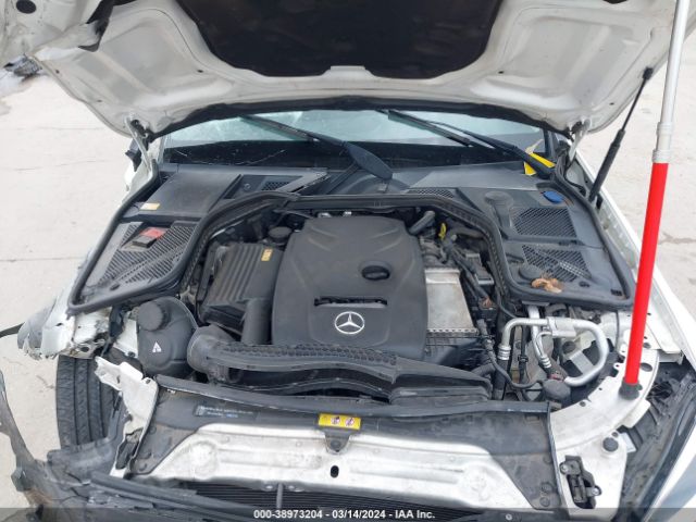 55SWF4JBXFU058237 Mercedes-Benz C 300 Luxury/sport