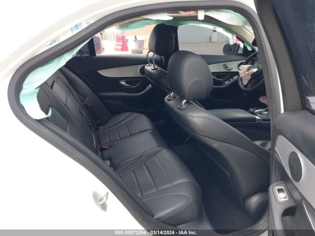 55SWF4JBXFU058237 Mercedes-Benz C 300 Luxury/sport