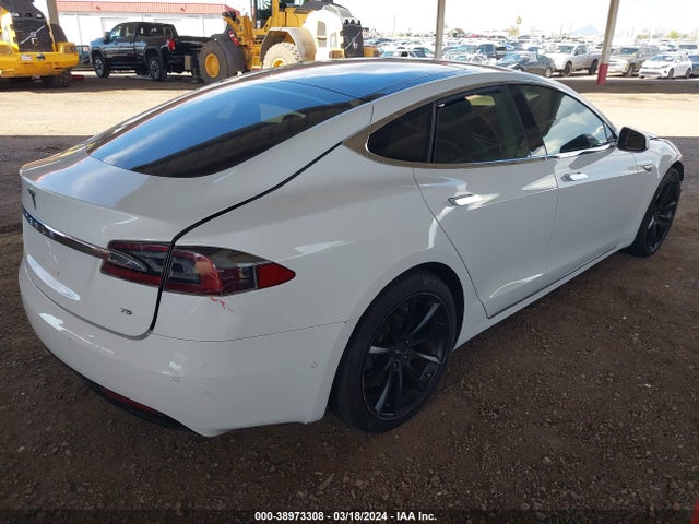 Tesla Model S 60/70/75/85 2016 5YJSA1E12GF148921 Image 4