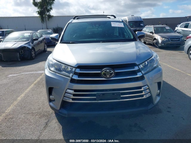 Toyota Highlander Limited Platinum 2017 5TDDZRFH7HS390760 Image 12
