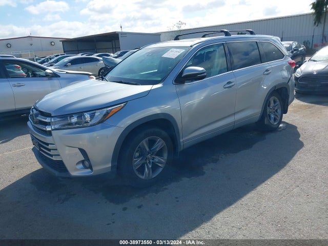 Toyota Highlander Limited Platinum 2017 5TDDZRFH7HS390760 Image 2