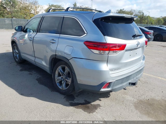 Toyota Highlander Limited Platinum 2017 5TDDZRFH7HS390760 Image 6
