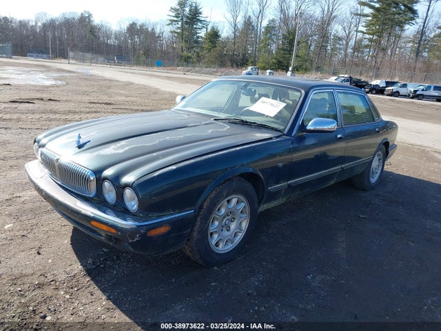 2000 JAGUAR XJ8 SAJDA24C7YLF18913 Photo 1