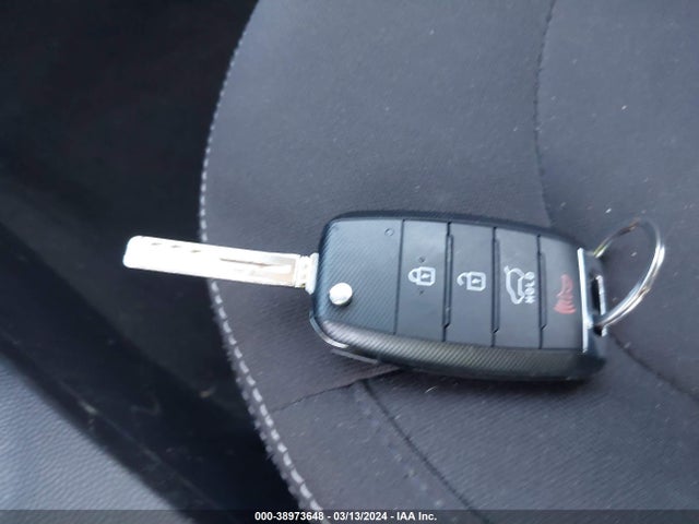 KIA Soul 2015 KNDJN2A28F7179860 Image 11