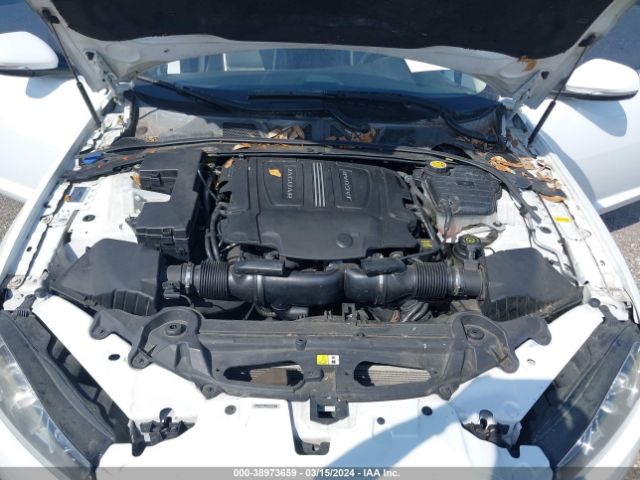 SAJWA0F7XF8U56417 Jaguar Xf 3.0 Portfolio/3.0 Sport