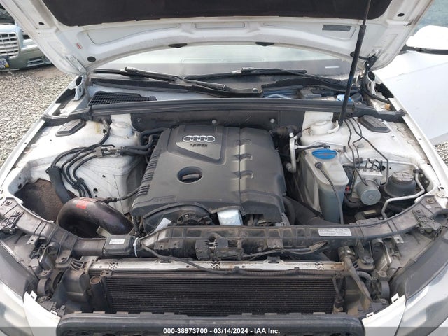 2011 Audi A4 2.0t Premium მანქანა იყიდება აუქციონზე, vin: WAUFFAFLXBA066632, აუქციონის ნომერი: 38973700