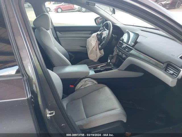 Honda ACCORD LX 2018 1HGCV1F17JA017587 Image 5