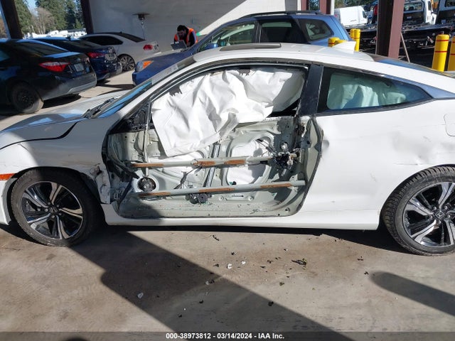 Honda Civic Touring 2016 2HGFC3B91GH354292 Image 15