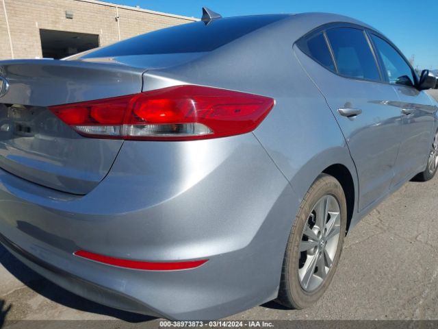 5NPD84LF4HH137698 Hyundai ELANTRA SE
