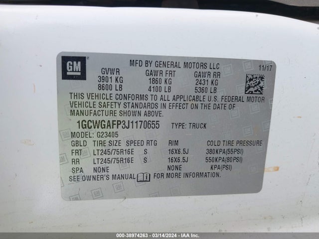 Chevrolet Express 2500 Work Van 2018 1GCWGAFP3J1170655 Image 9