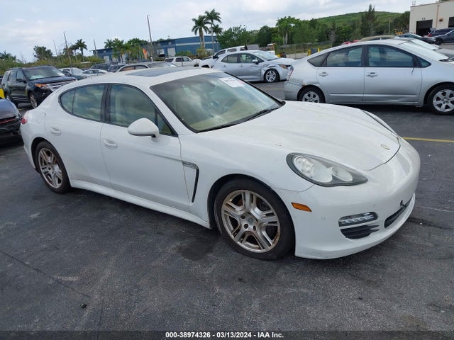 2011 PORSCHE PANAMERA WP0AA2A70BL020825 Photo 0