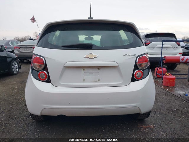 Chevrolet Sonic Ls Auto 2016 1G1JA6SH8G4161568 Image 17