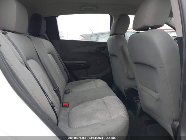 Chevrolet Sonic Ls Auto 2016 1G1JA6SH8G4161568 Image 8
