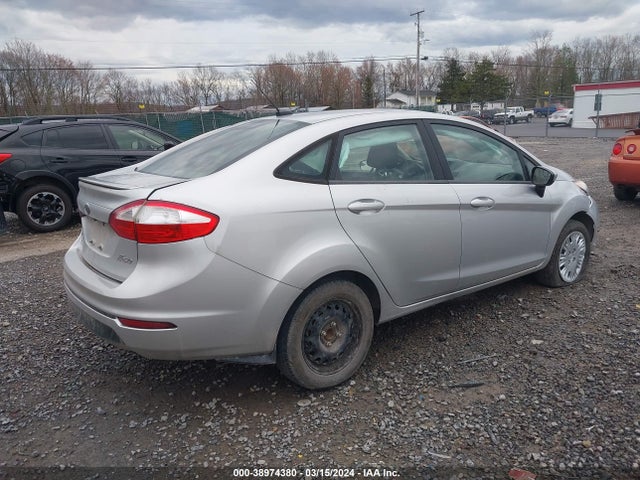 Ford FIESTA SE 2018 3FADP4BJ5JM129012 Image 4