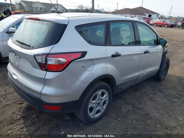 Ford ESCAPE S 2018 1FMCU0F70JUB38827 Image 4