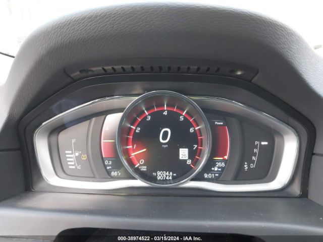 YV4902NM1F1221850 Volvo Xc70 T6 Platinum