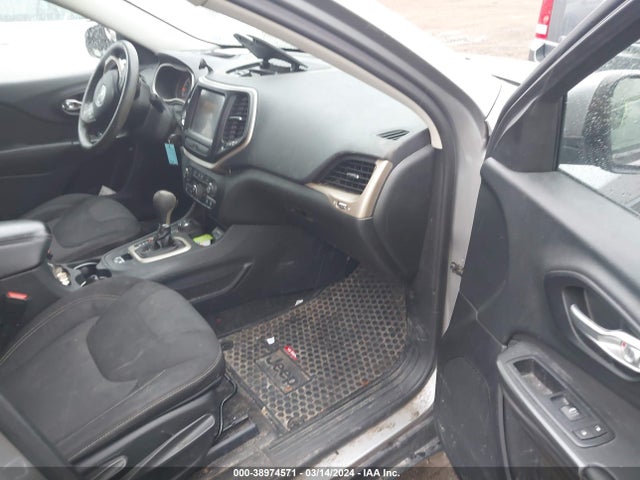 Jeep Cherokee Latitude Altitude 2015 1C4PJMCS1FW756149 Image 5