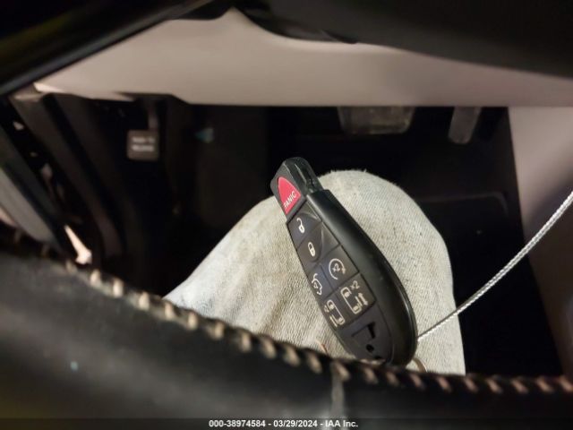 2C4RDGCG0KR707413 Dodge Grand Caravan Sxt