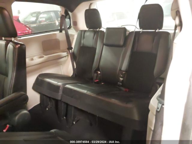 2C4RDGCG0KR707413 Dodge Grand Caravan Sxt