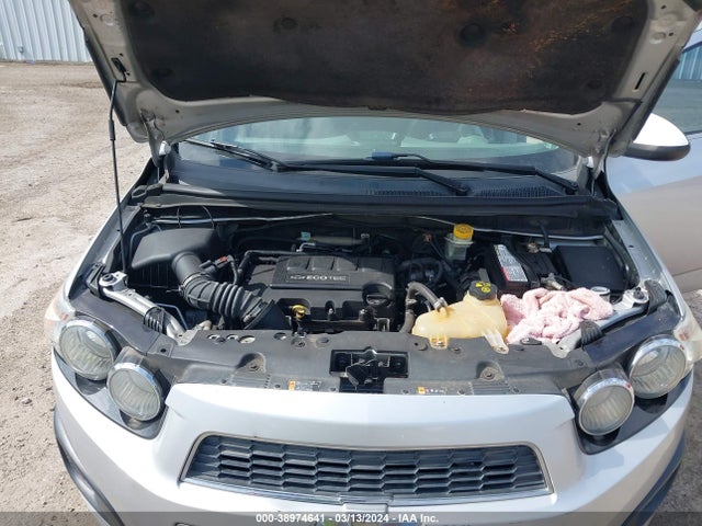 Chevrolet Sonic Lt Auto 2014 1G1JC5SB6E4108574 Image 10