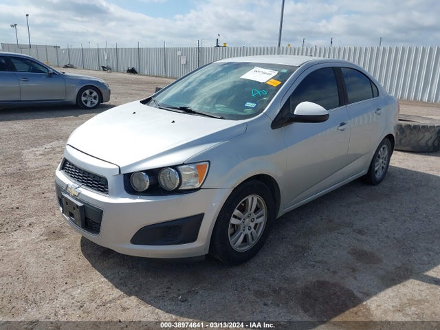 Chevrolet Sonic Lt Auto 2014 1G1JC5SB6E4108574 Image 2