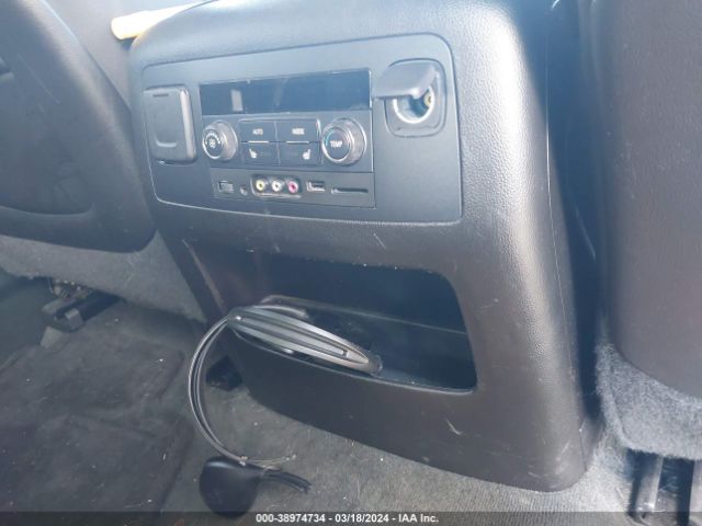 1GKS2HKC7FR115096 GMC Yukon Xl 1500 Slt