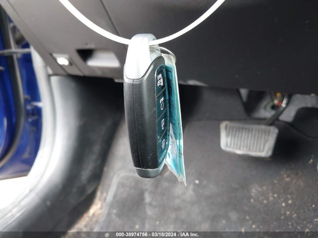 Hyundai Venue Limited 2022 KMHRC8A39NU183819 Image 11