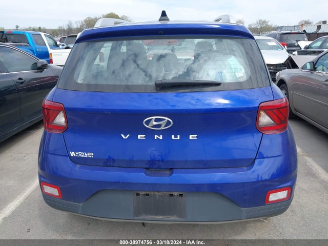 Hyundai Venue Limited 2022 KMHRC8A39NU183819 Image 16