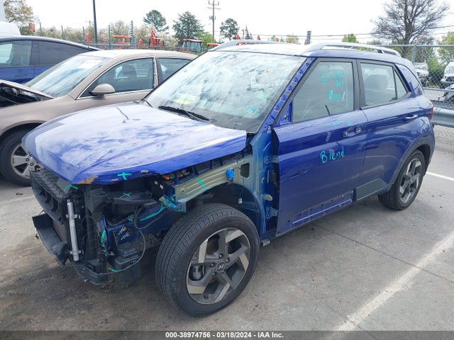 Hyundai Venue Limited 2022 KMHRC8A39NU183819 Image 2