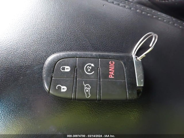 1C4RJFAG8FC765127 Jeep Grand Cherokee Altitude
