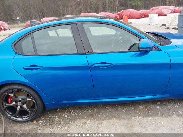 ZARFAMBN9K7606257 Alfa Romeo Giulia Ti Sport Rwd