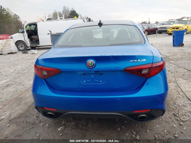 ZARFAMBN9K7606257 Alfa Romeo Giulia Ti Sport Rwd