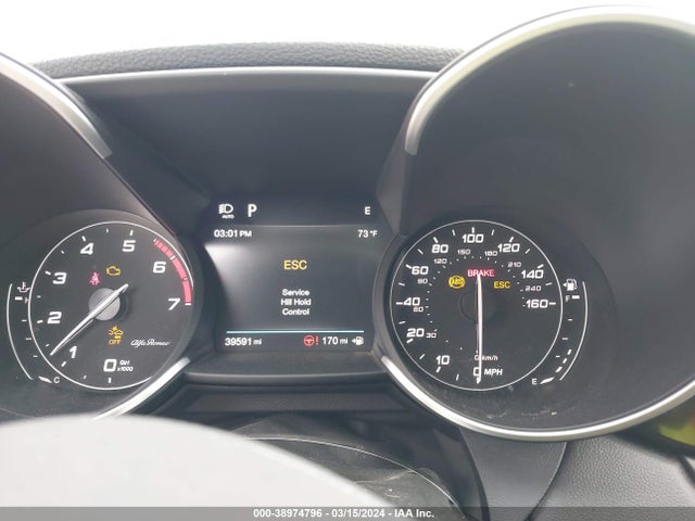 ZARFAMBN9K7606257 Alfa Romeo Giulia Ti Sport Rwd