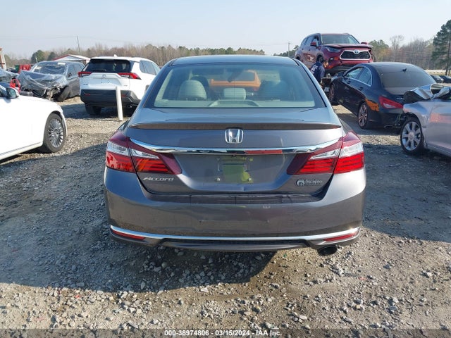 Honda ACCORD LX 2017 1HGCR2F3XHA246206 Image 17