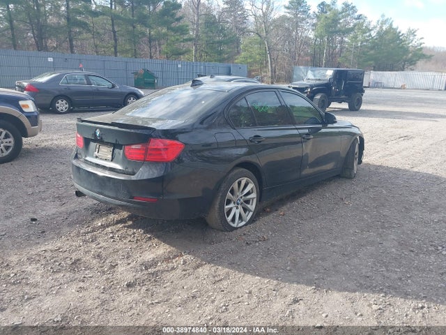 WBA3C3G5XFNT52700 BMW 320i Xdrive