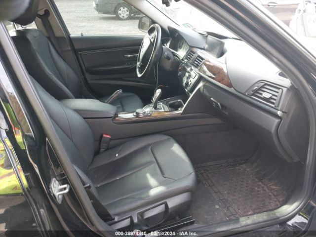 WBA3C3G5XFNT52700 BMW 320i Xdrive