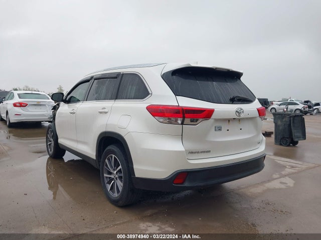 Toyota Highlander Xle 2019 5TDKZRFH4KS558451 Image 3