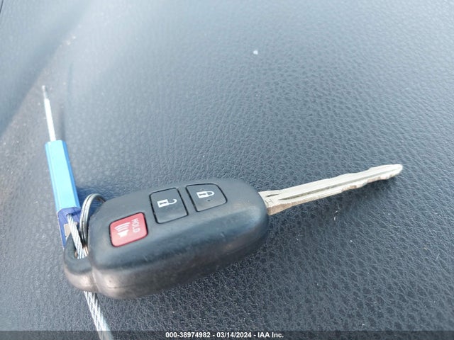 Toyota Rav4 Xle 2014 JTMWFREV9EJ015292 Image 11