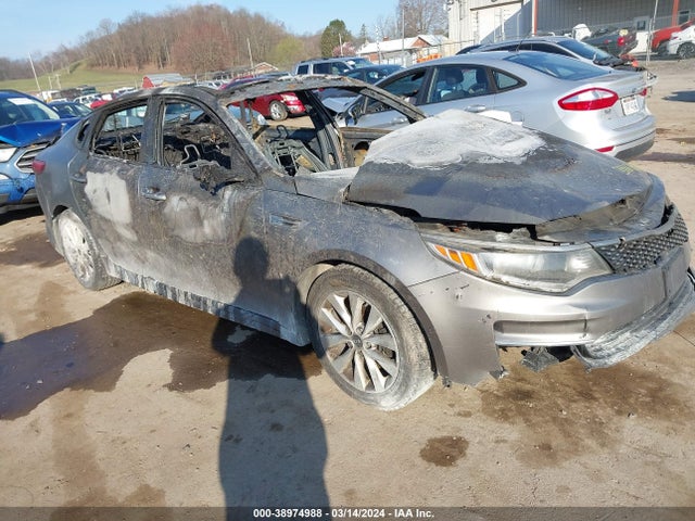KIA OPTIMA EX 2018 5XXGU4L31JG212776 Image 1