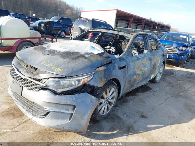 KIA OPTIMA EX 2018 5XXGU4L31JG212776 Image 2