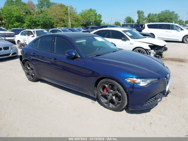 ZARFAECN2J7582399 Alfa Romeo Giulia Ti Sport Rwd