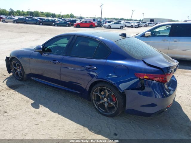 ZARFAECN2J7582399 Alfa Romeo Giulia Ti Sport Rwd