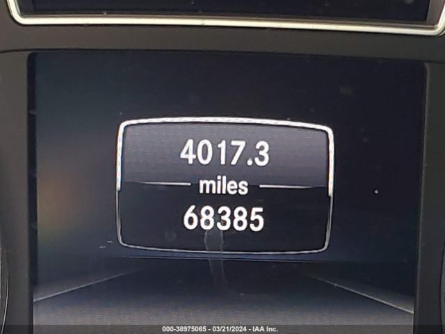 SJKCH5CR8HA025146 Infiniti Qx30 Premium