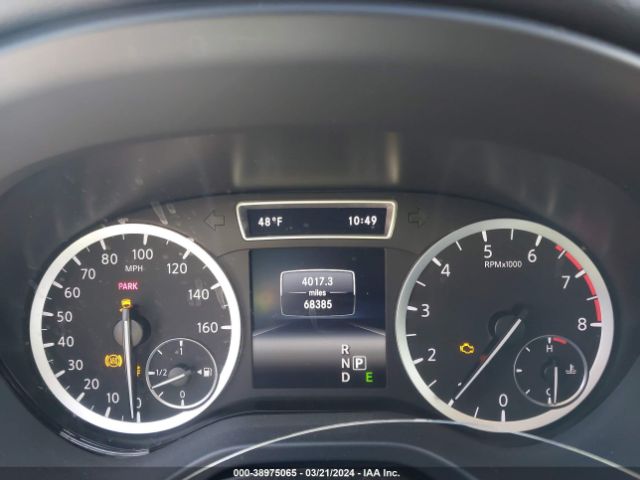 SJKCH5CR8HA025146 Infiniti Qx30 Premium