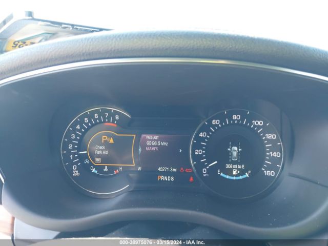 5LMCJ3C95KUL44451 Lincoln Mkc Reserve