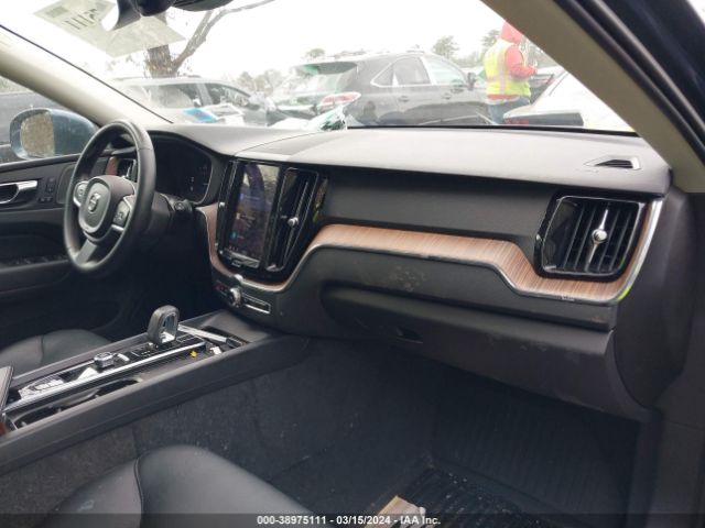 YV4L12RK8N1946744 Volvo Xc60 B5 Momentum