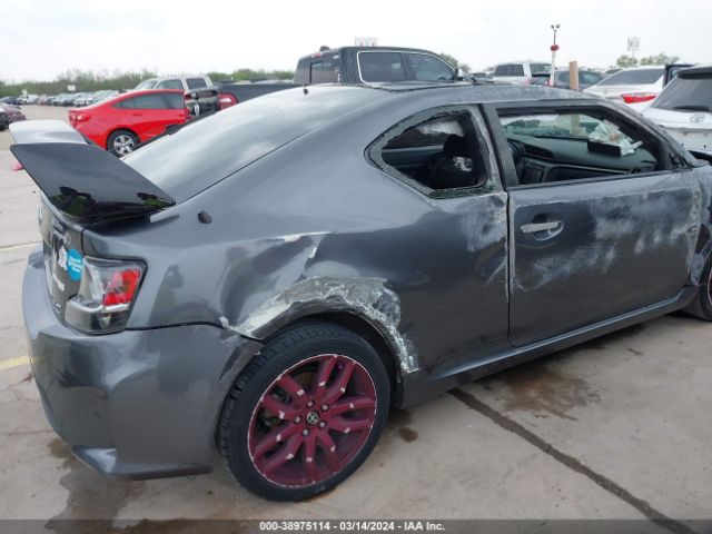 JTKJF5C73GJ022371 Scion TC
