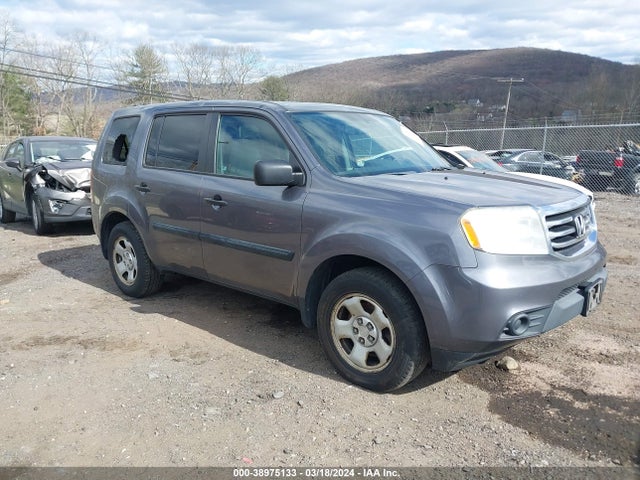Honda PILOT LX 2015 5FNYF4H22FB011364 Image 1